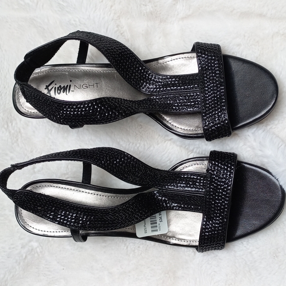 FIONI Night Slingback Sandals - SIZE 6 NWT - Picture 3 of 6